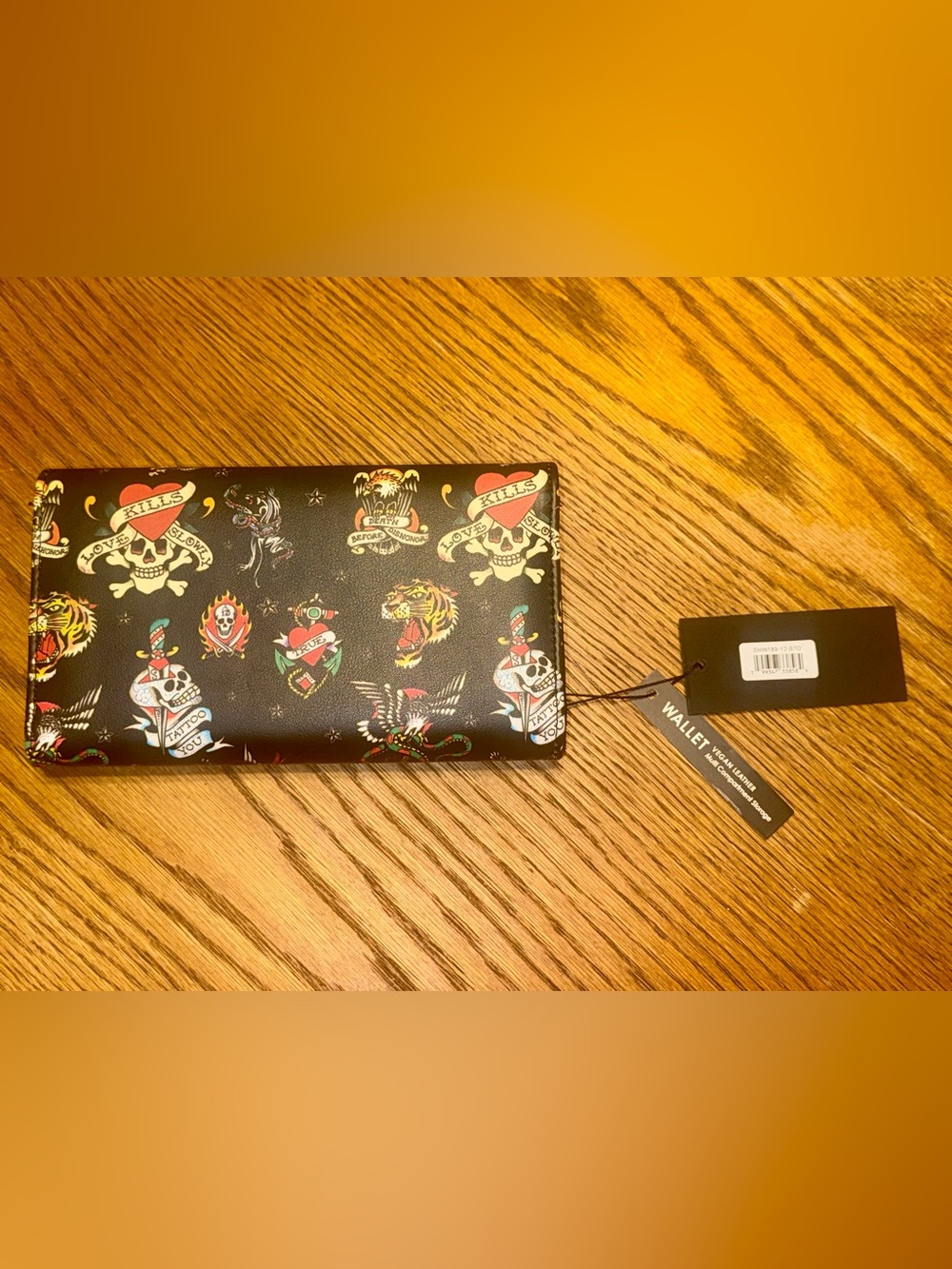 Ed Hardy Tattoo Print Wallet Skull Tiger Hearts Black Trifold Clutch NWT - Picture 7 of 7